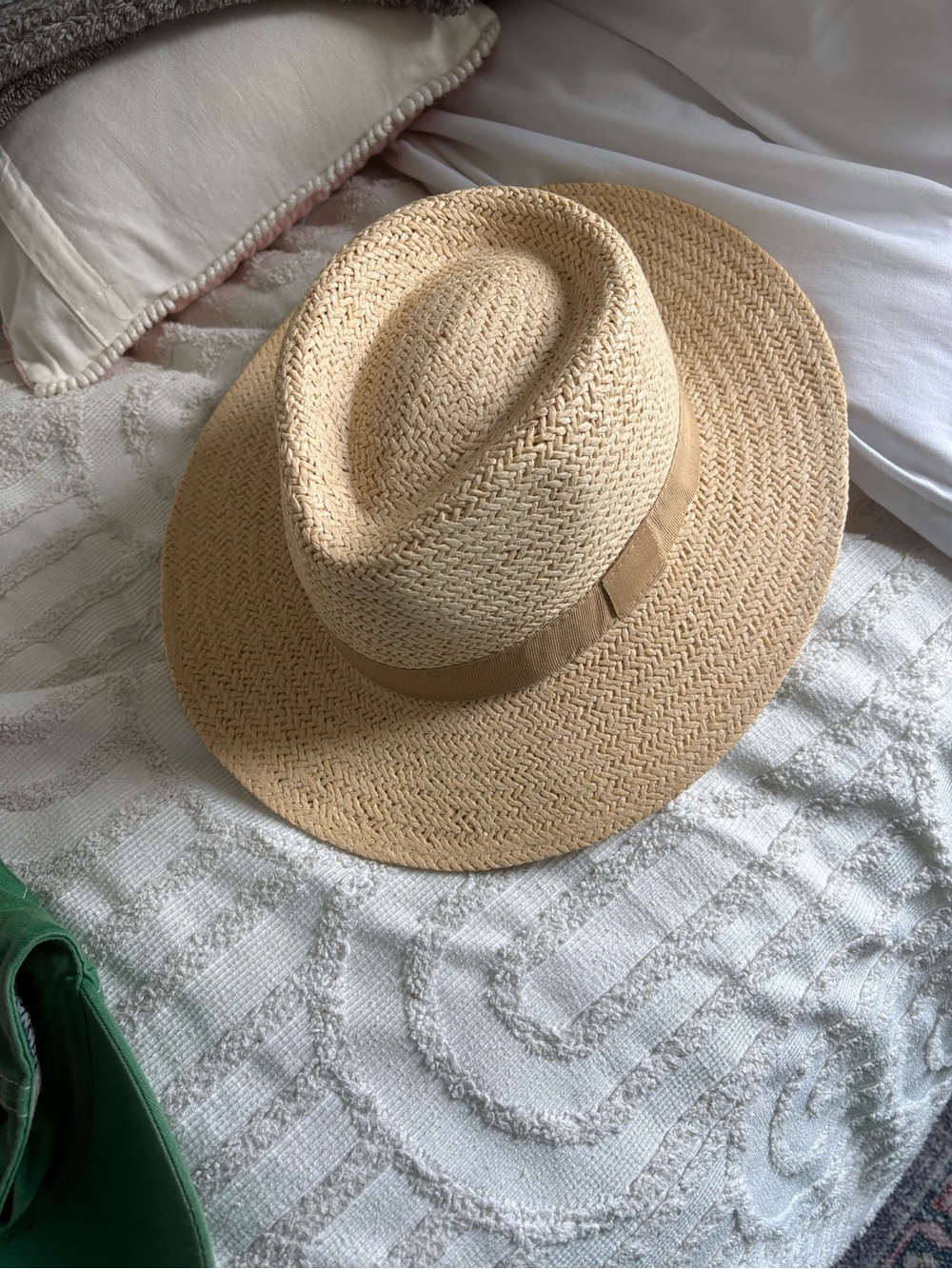 Women's Straw Hat - Natural Tan